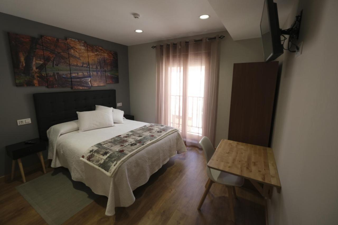 פיידרהיטה Hostal Restaurante Goya מראה חיצוני תמונה