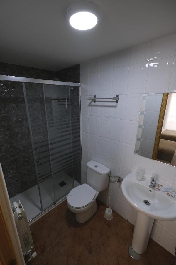 פיידרהיטה Hostal Restaurante Goya מראה חיצוני תמונה