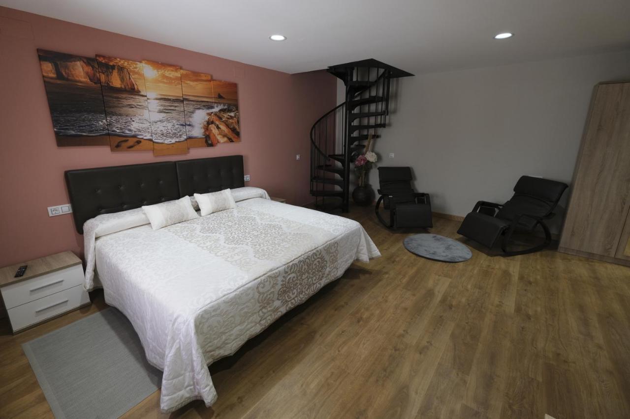 פיידרהיטה Hostal Restaurante Goya מראה חיצוני תמונה