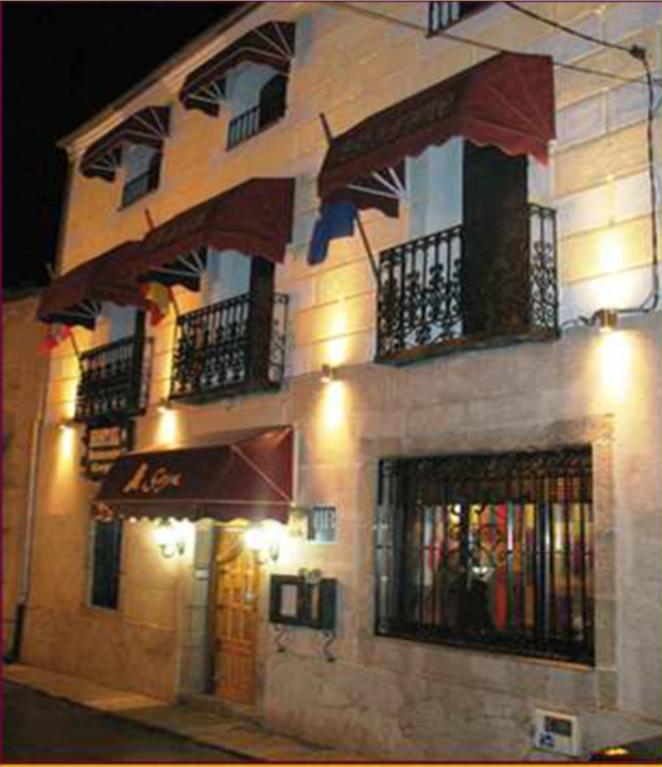 פיידרהיטה Hostal Restaurante Goya מראה חיצוני תמונה